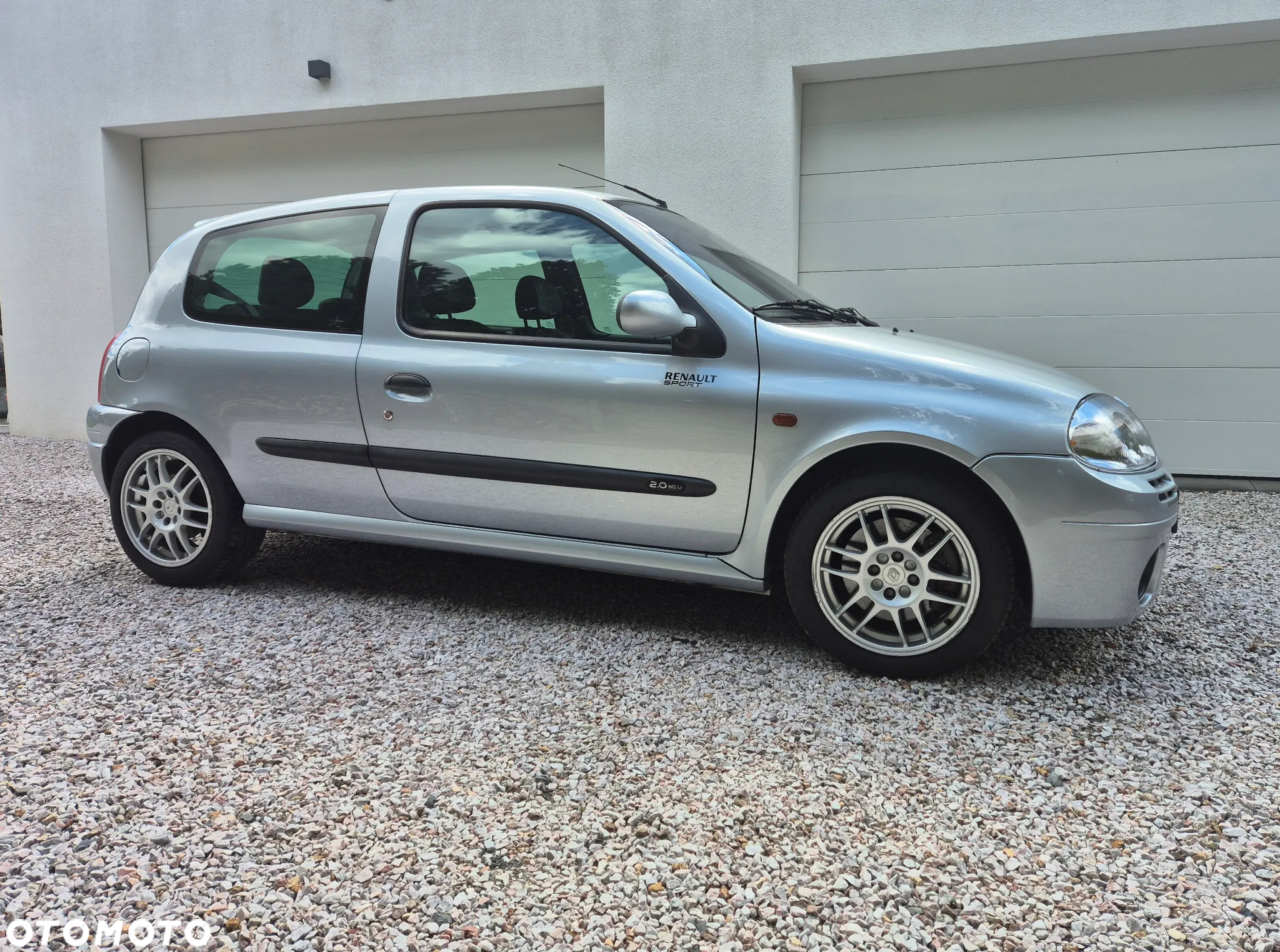 Renault Clio 2.0 16V Sport - 3