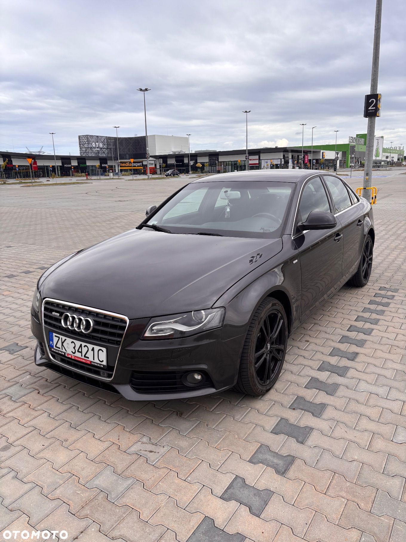 Audi A4 - 1