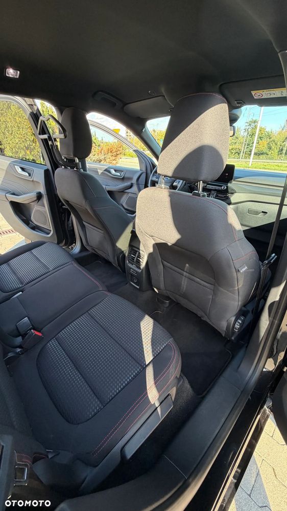Ford Kuga - 16