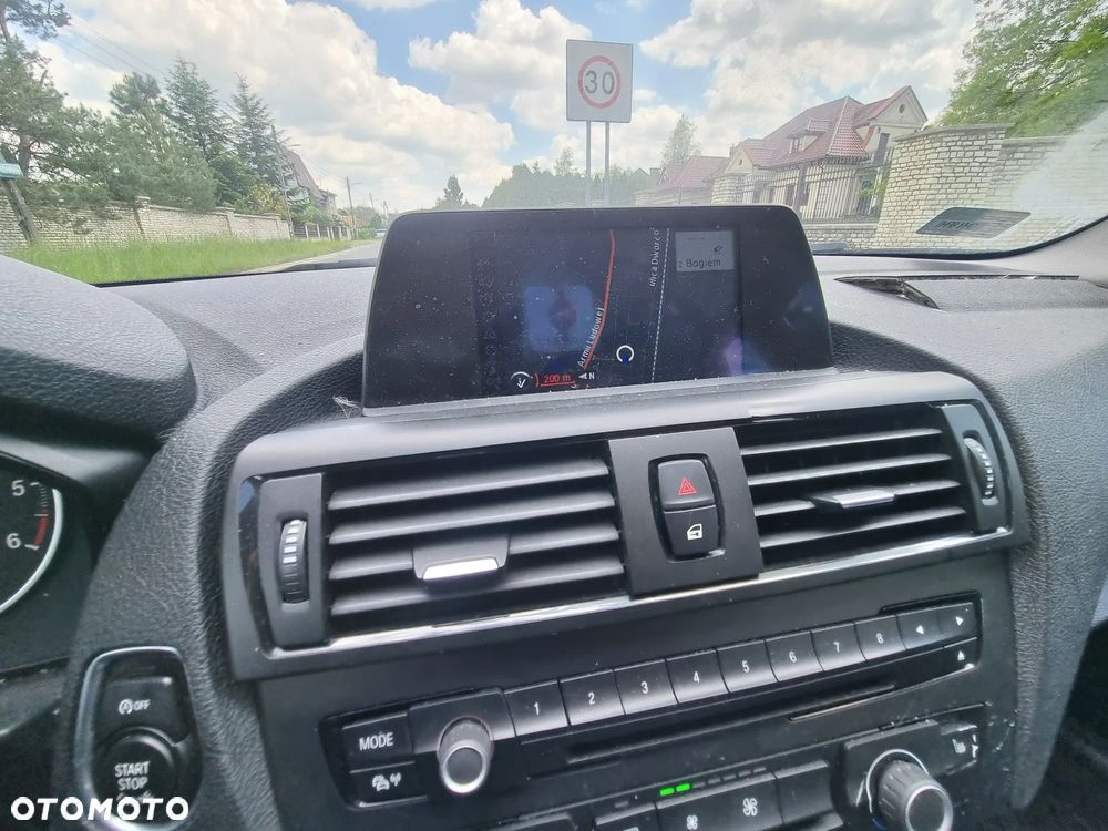 BMW Seria 1 118d Sport Line - 22