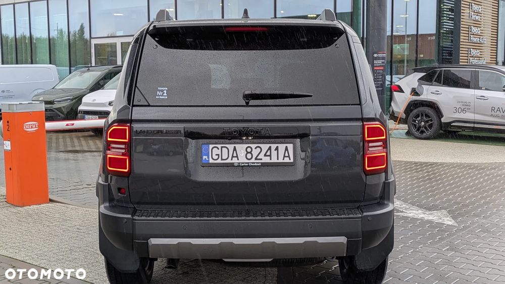 Toyota Land Cruiser LC 2.8 D-4D Executive - 6