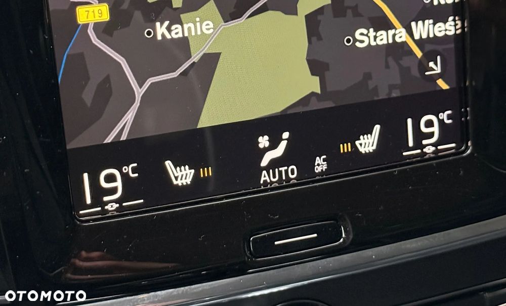 Volvo V90 D3 Geartronic Momentum Pro - 26