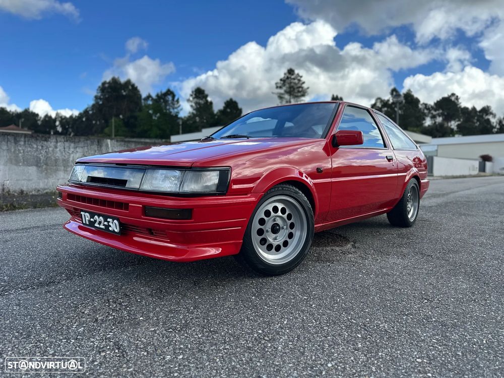Toyota Corolla AE86 1.6 GTi - 1