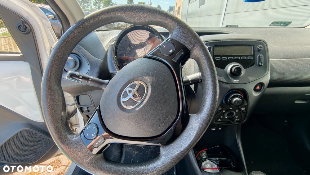 Toyota Aygo 1.0 VVT-i JBL Edition - 14