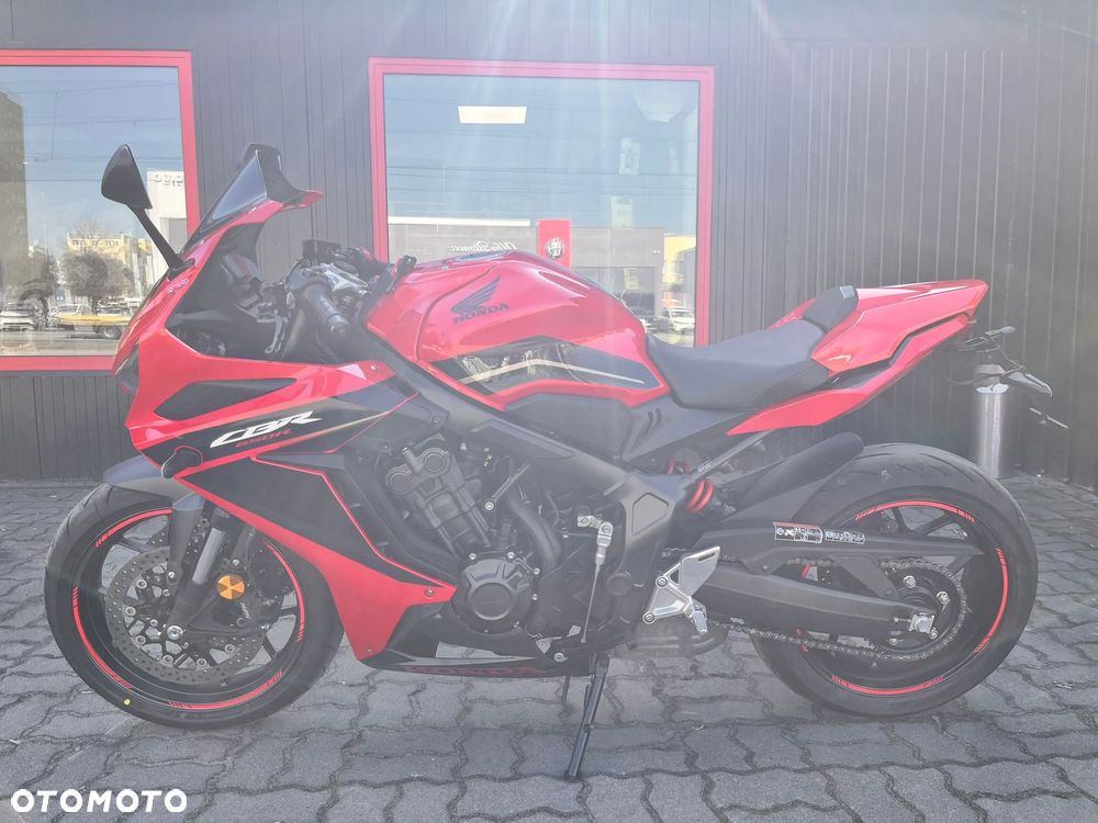 Honda CBR - 6