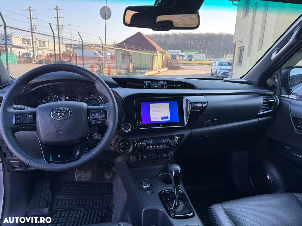 Toyota Hilux 4x4 Double Cab MHEV Autm. Invincible - 13