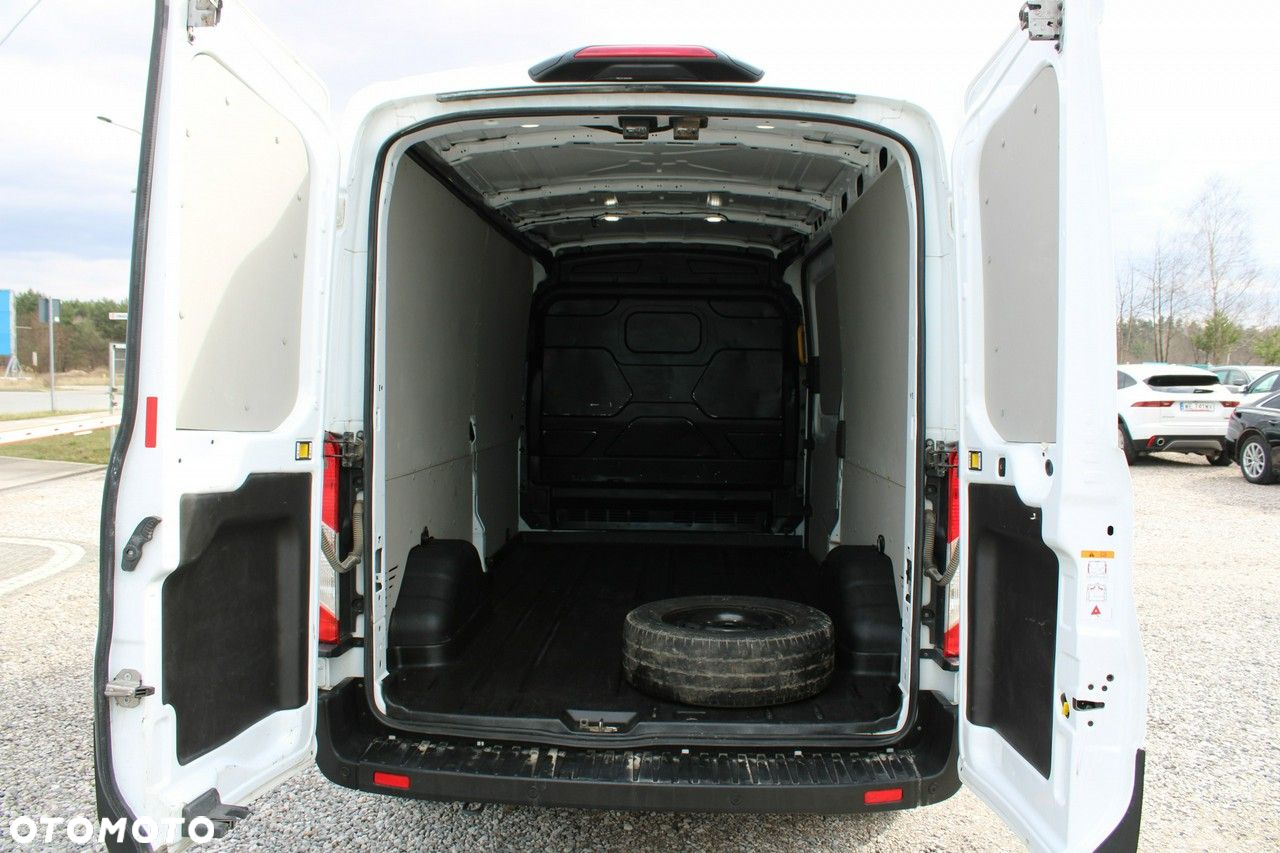 Ford Transit - 22