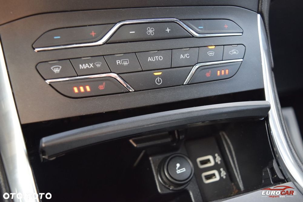 Ford S-Max - 25