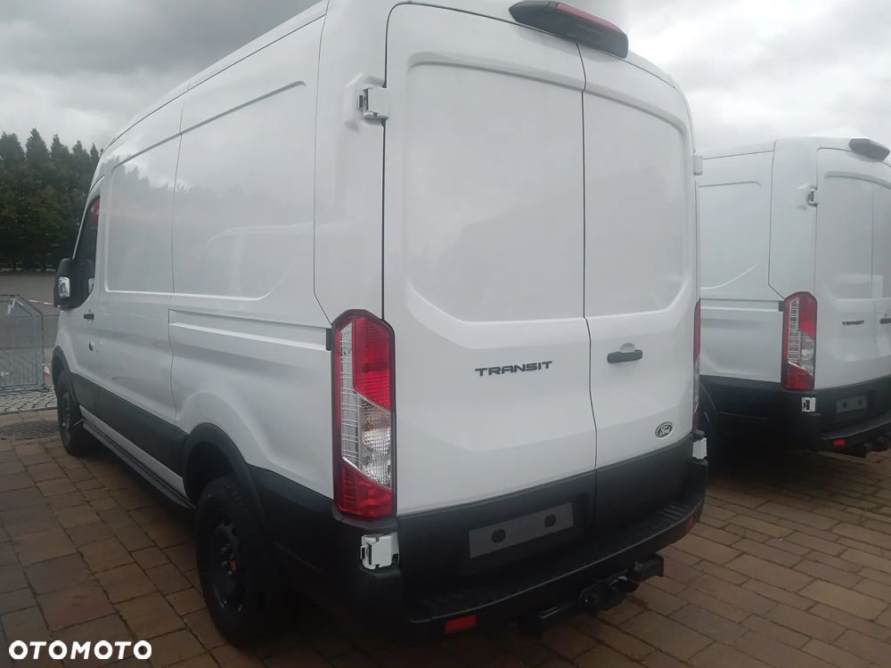 Ford Transit - 4