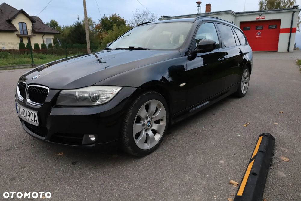 BMW Seria 3 318d - 3