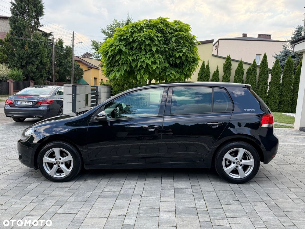 Volkswagen Golf - 5