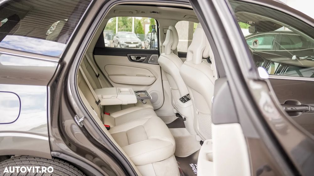 Volvo XC 60 D4 AWD Inscription - 38