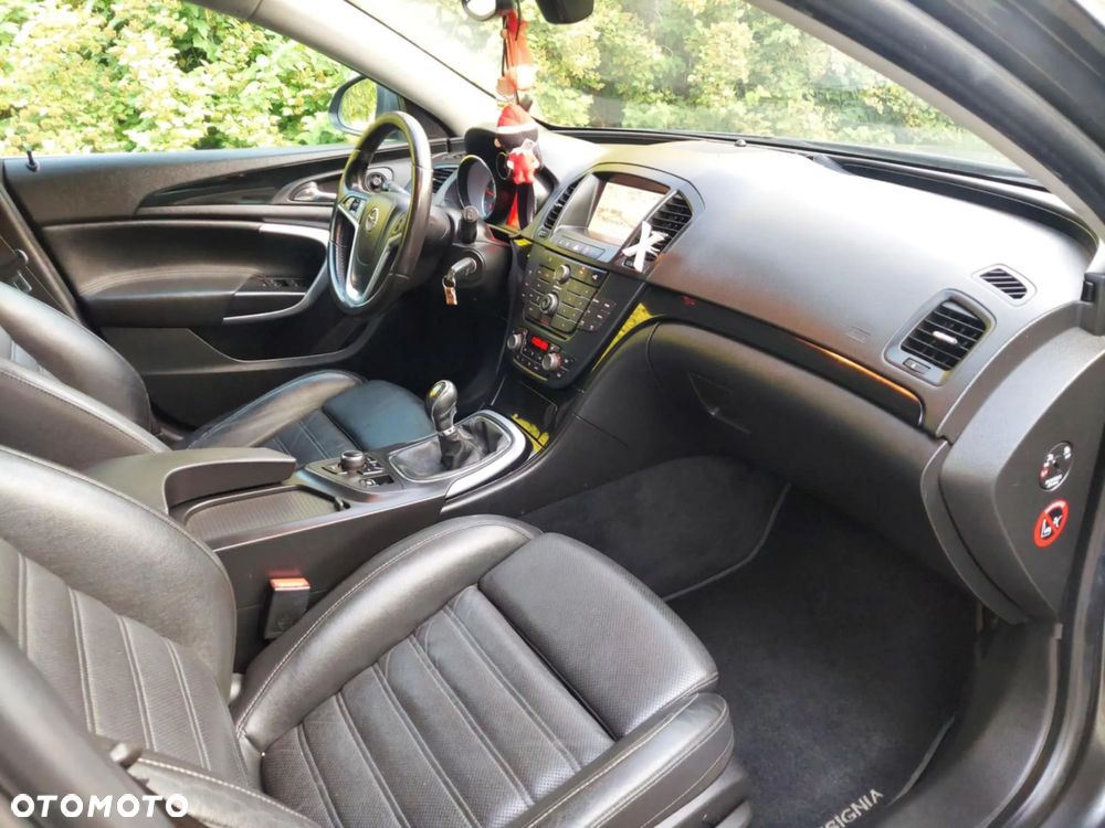 Opel Insignia 2.0 CDTI Sports Tourer - 23