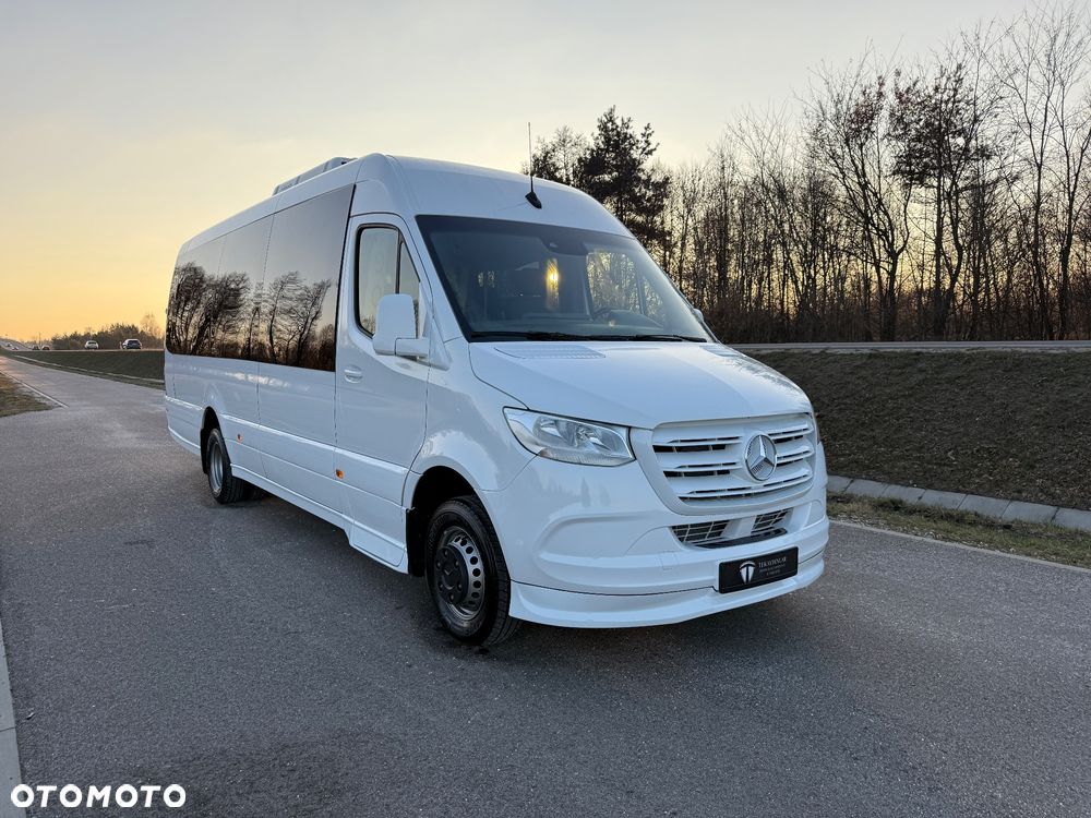 Mercedes-Benz Sprinter 517 - 1