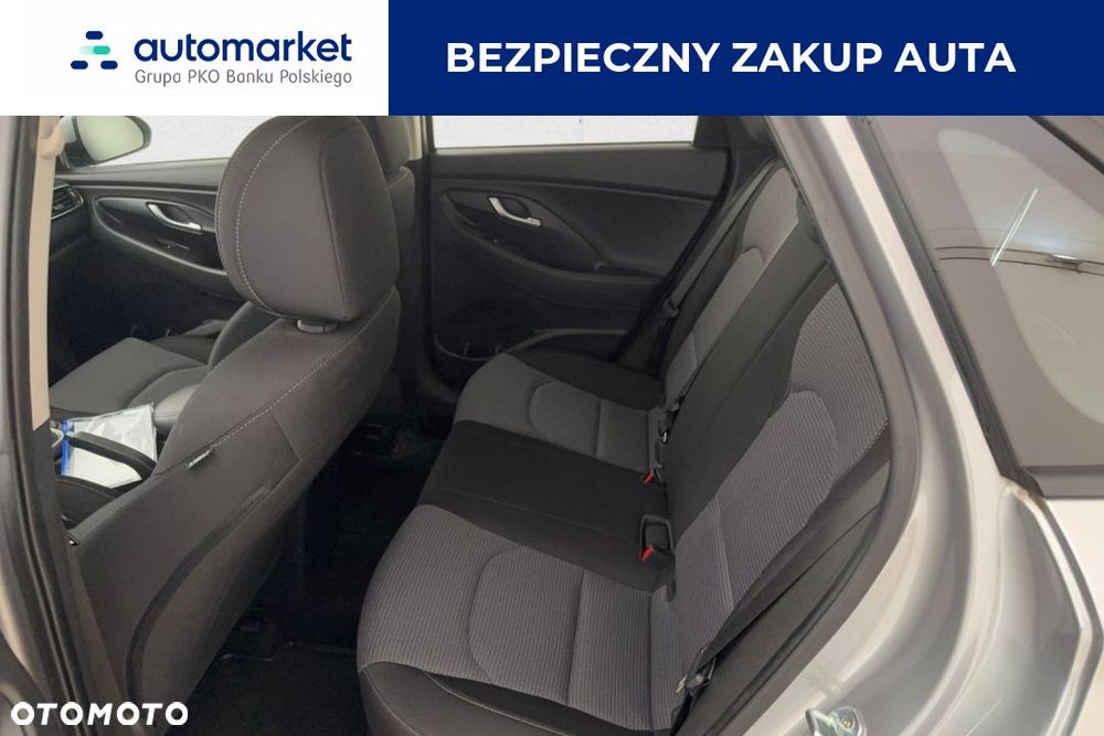 Hyundai i30 1.5 DPI Classic + - 12