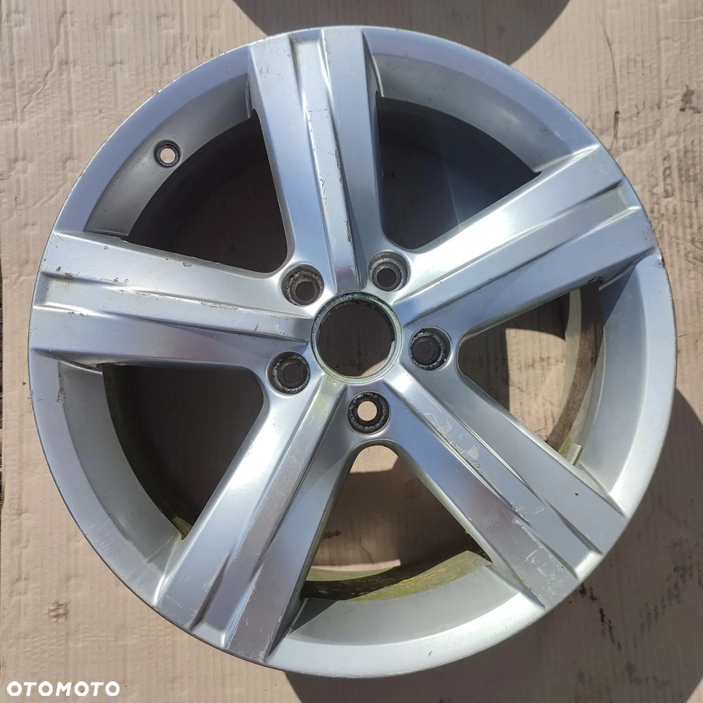 Felga aluminiowa VW Passat B7 17 cali 5x112 7.5Jx17 ET47 3AA601025E - 1