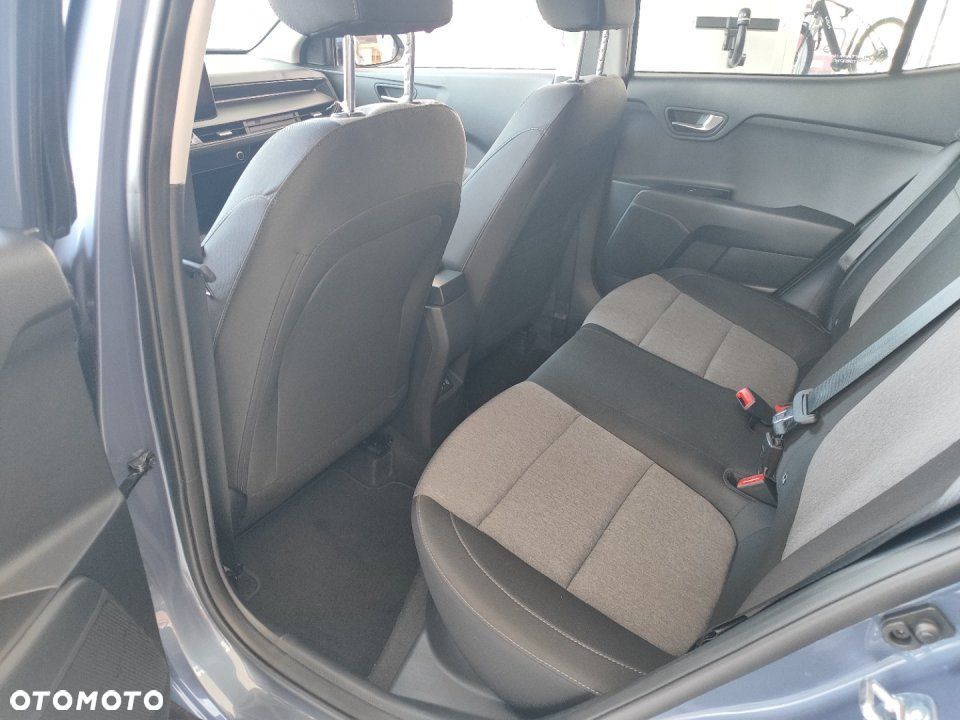 Kia Stonic - 18