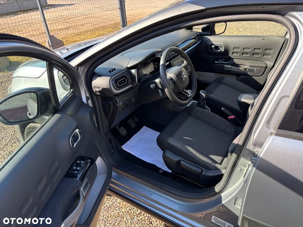 Citroën C3 Pure Tech 82 SHINE - 9