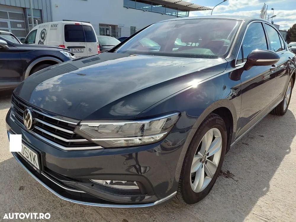 Volkswagen Passat 2.0 TDI DSG Highline - 1