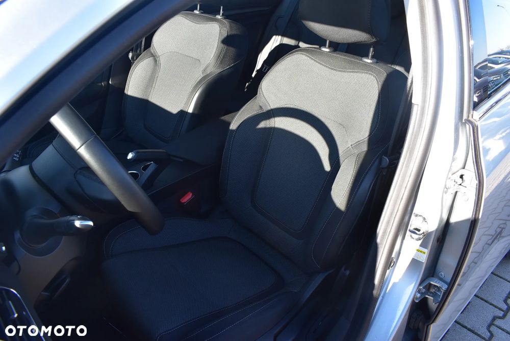 Renault Megane 1.3 TCe FAP Equilibre - 11