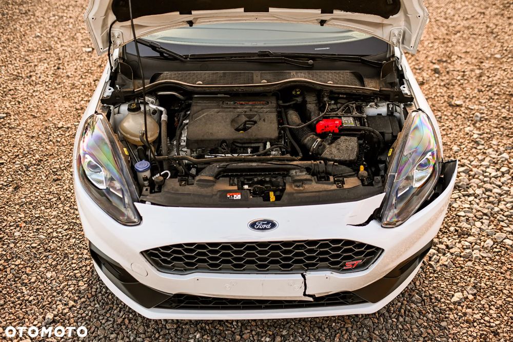 Ford Fiesta 1.5 EcoBoost S&S ST X - 22