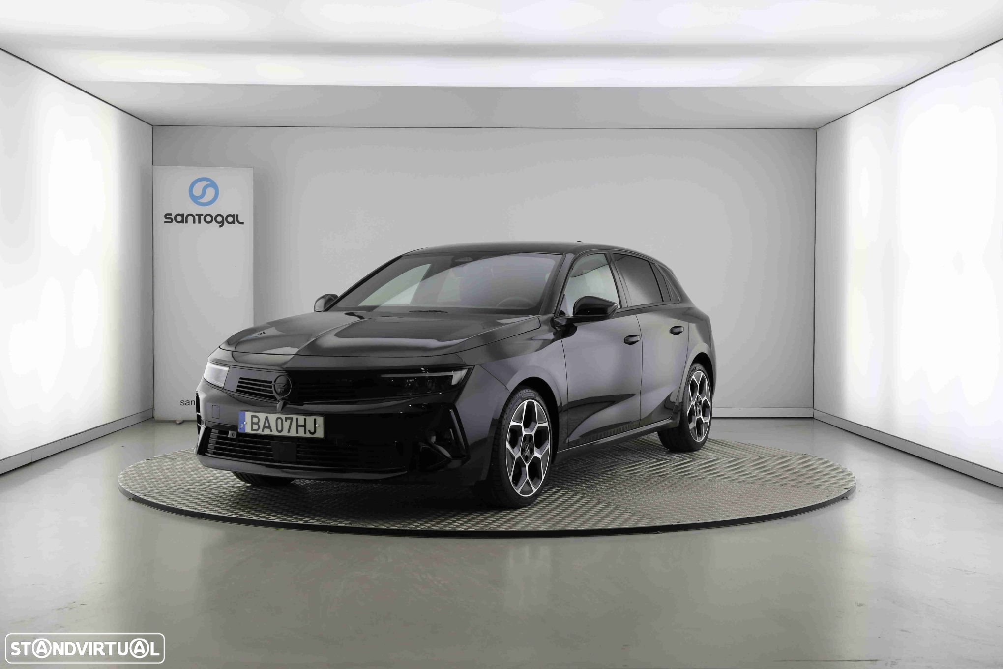 Opel Astra 1.2 T GS - 7