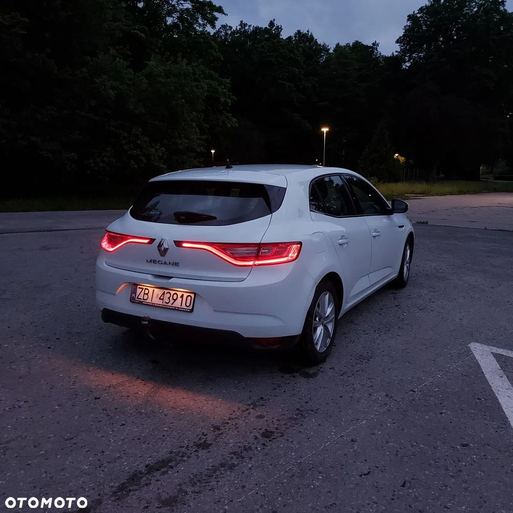 Renault Megane ENERGY TCe 100 INTENS - 35