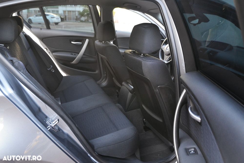 BMW Seria 1 118d DPF - 19