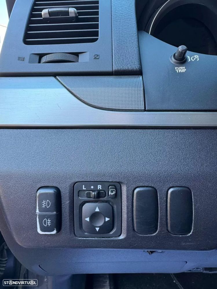 Mitsubishi Pajero 3.2 DI-D Auto Instyle - 10