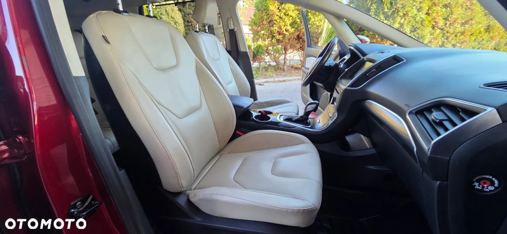 Ford S-Max 2.0 TDCi Titanium PowerShift - 38