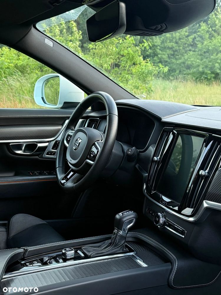 Volvo V90 Cross Country - 6