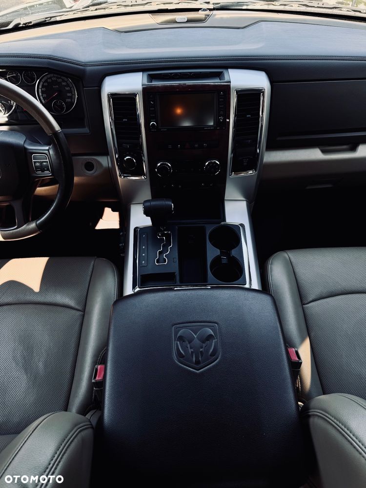 Dodge RAM 5.7 4x4 - 29