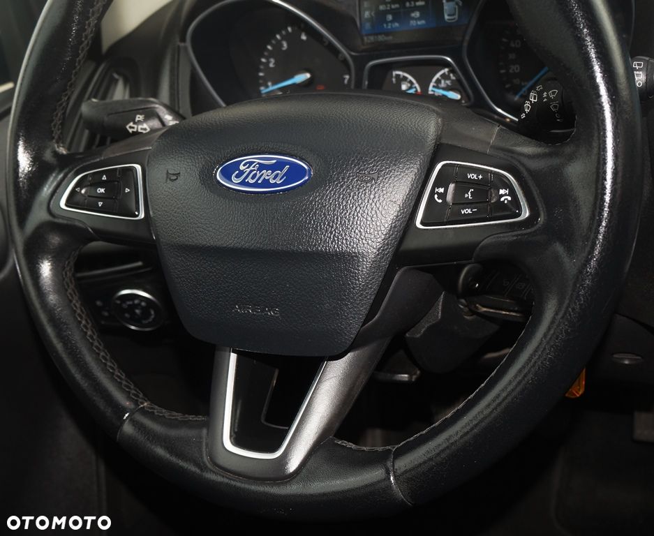 Ford Focus - 35