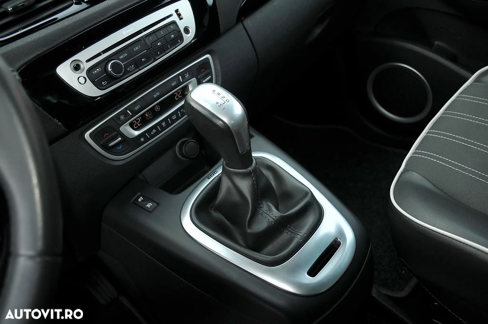 Renault Scenic dCi 110 Expression - 14