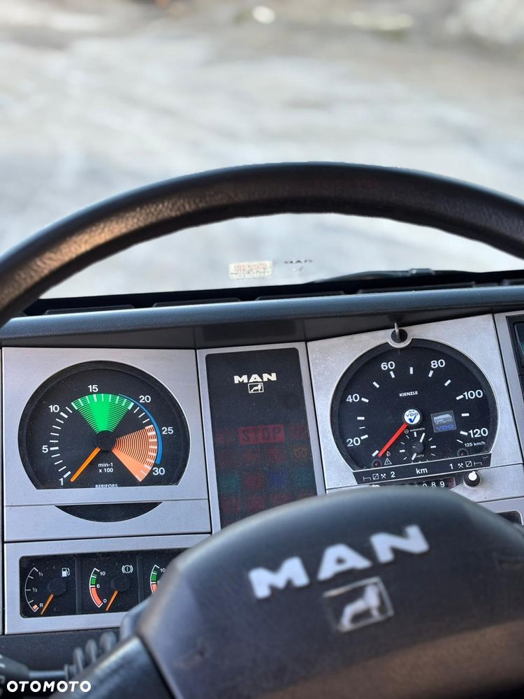 MAN 15 285 - 25