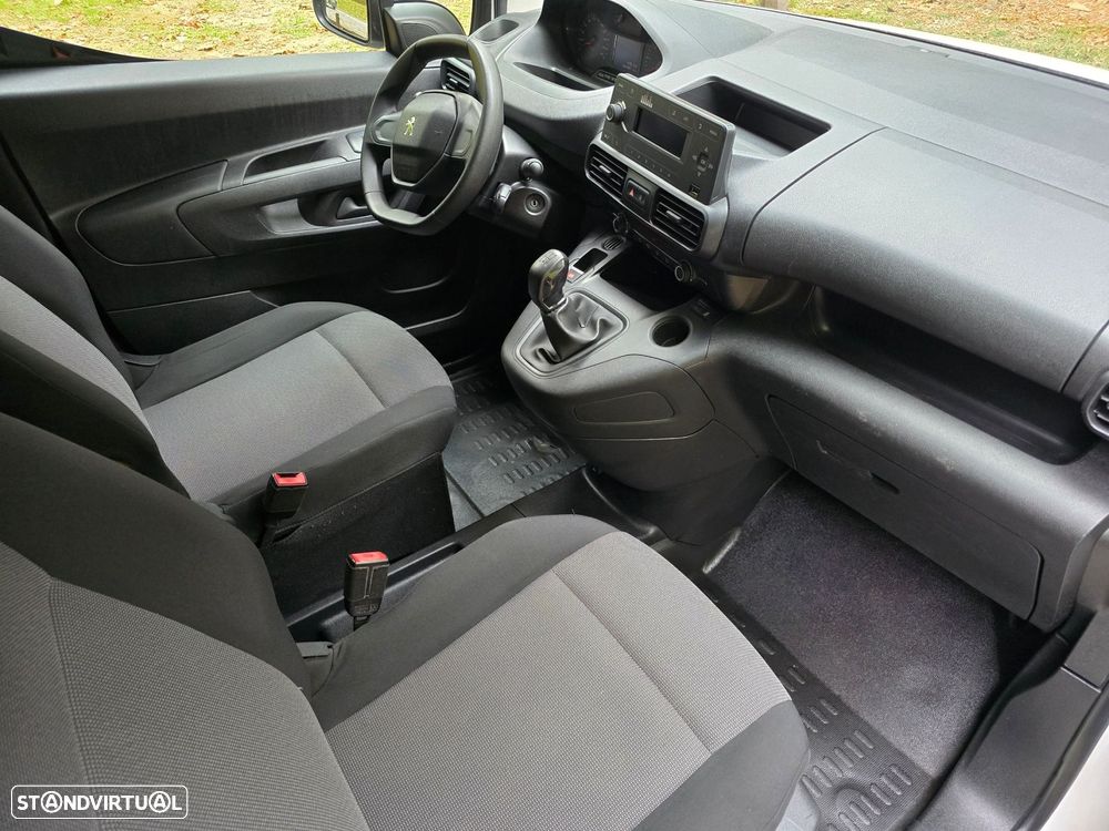 Peugeot Partner 1.6 BlueHDi L2 Asphalt - 24