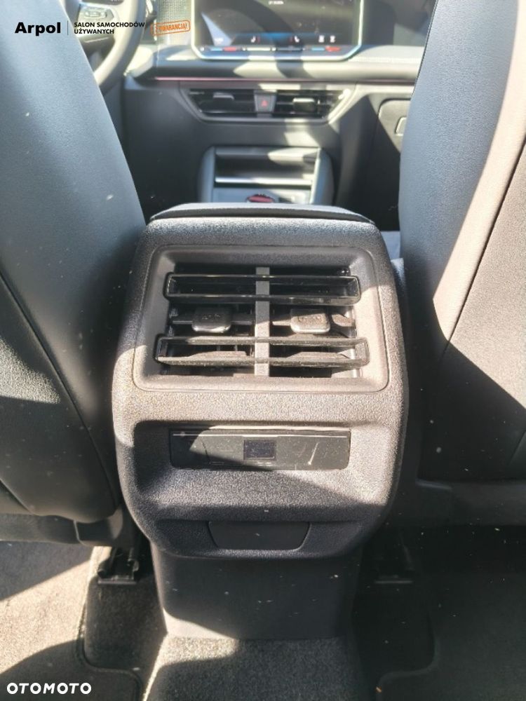 Volkswagen Tiguan - 25