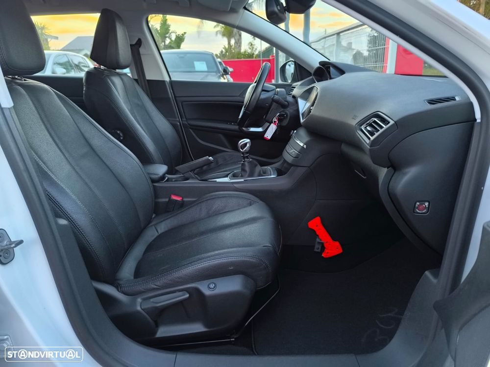 Peugeot 308 BlueHDi FAP 120 Stop & Start Active - 27