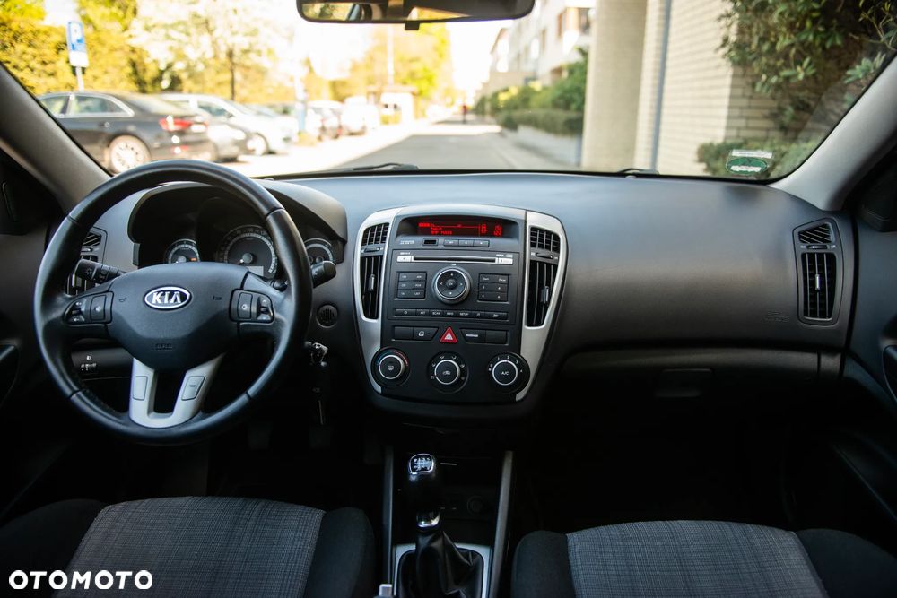 Kia Ceed 1.4 M - 26