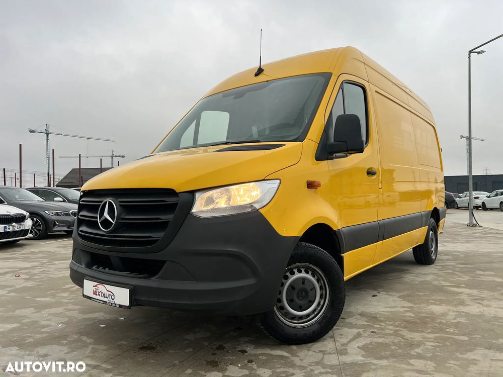 Mercedes-Benz Sprinter - 1
