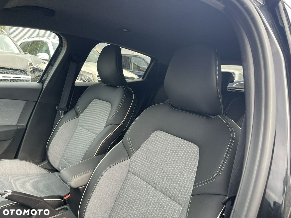 Renault Clio 1.6 E-TECH Techno - 10