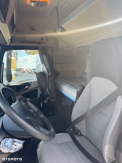 Mercedes-Benz Actros 1845 LS - 12