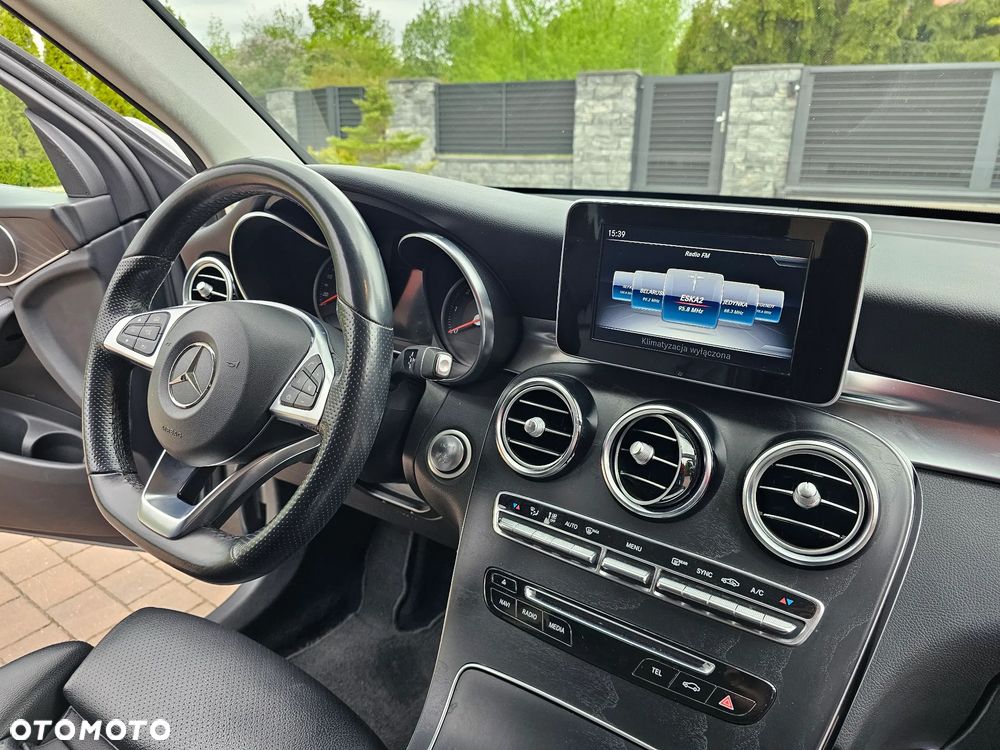 Mercedes-Benz GLC - 16