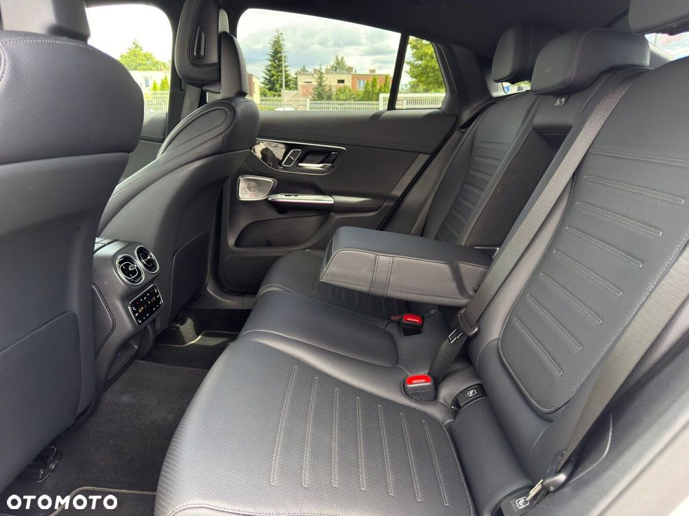 Mercedes-Benz GLC 220 d mHEV 4-Matic AMG Line - 29