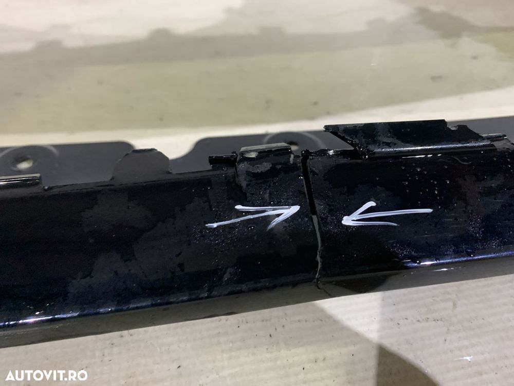 Bara fata BMW Seria 3, G21/G21, M-Sport, 2019, 2020, 2021, 2022, cod origine OE 51118069346, cu gauri pentru senzori de parcare (6). Fisurata usor mijloc jos. - 10