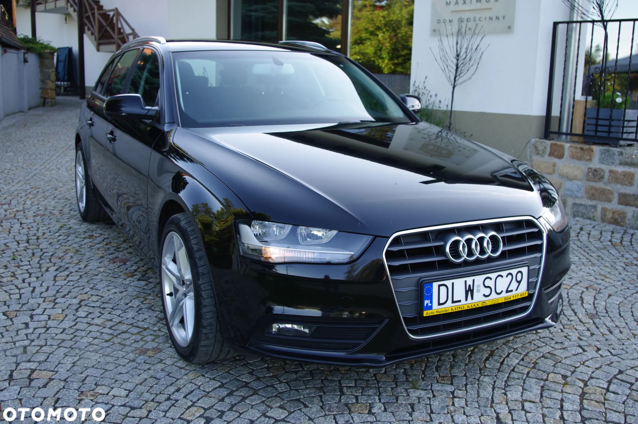 Audi A4 - 1