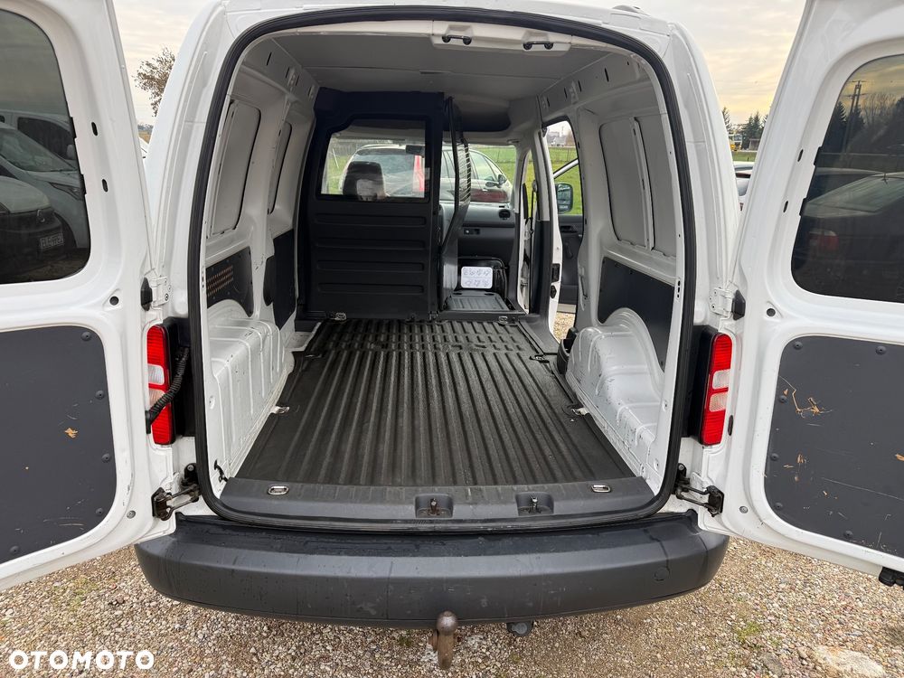 Volkswagen CADDY MAXI LONG 2.0 TDI 140 MANUAL 6 BIEGÓW SUPER STAN GOTOWY DO PRACY - 12