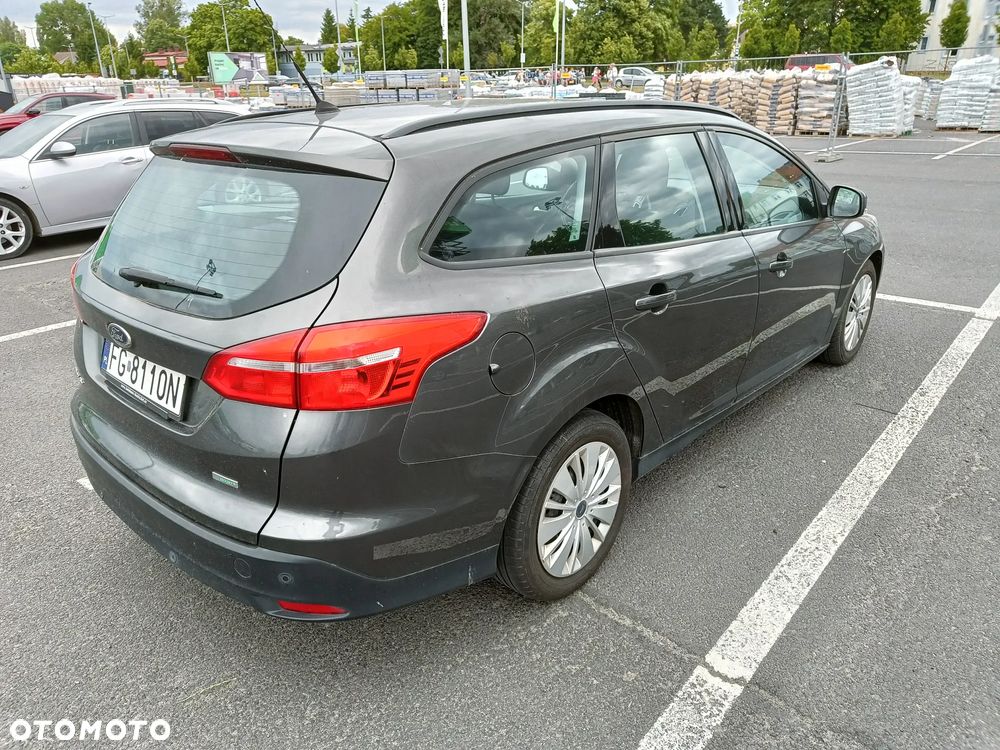 Ford Focus 1.0 EcoBoost Gold X (Edition) - 4