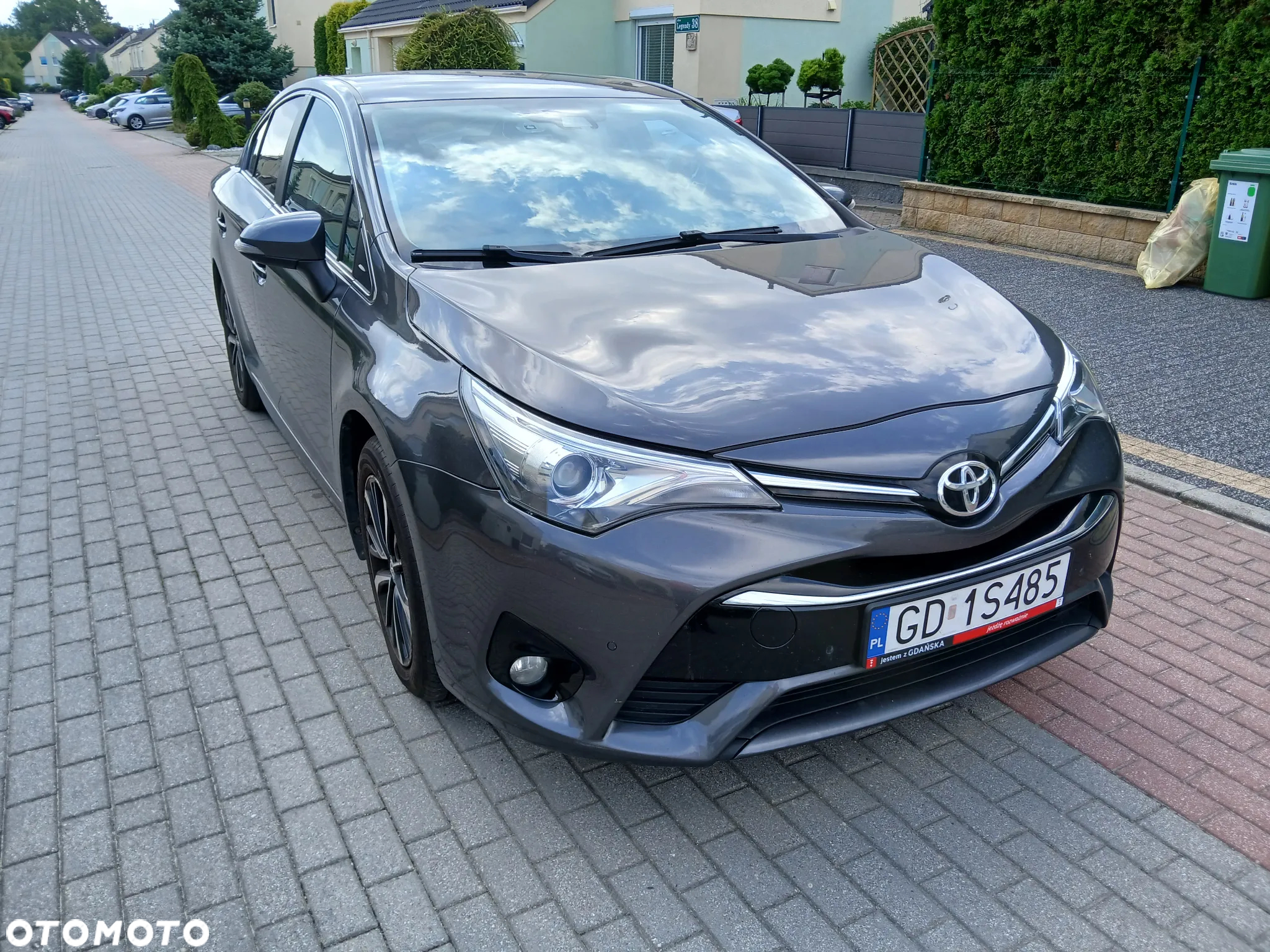 Toyota Avensis 2.0 D-4D Prestige - 3