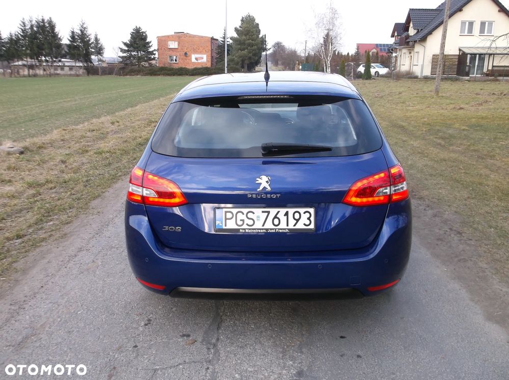 Peugeot 308 PureTech 130 GPF EAT8 Black Edition - 38